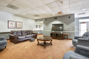 Social Room at Charter Senior Living of Vinings